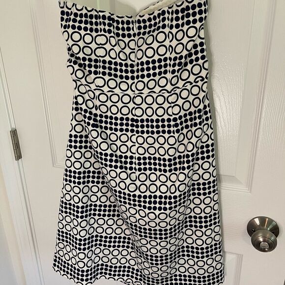 Outback Red size 6 strapless dress. The Limited - Picture 3 of 7